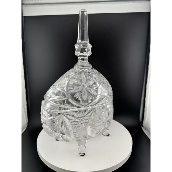 Vintage Footed, Lidded Oval Crystal Candy Dish with Floral Pattern - Picture 8 of 9